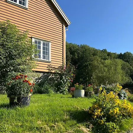 1824 Timber House Between Farsund And בית נופש