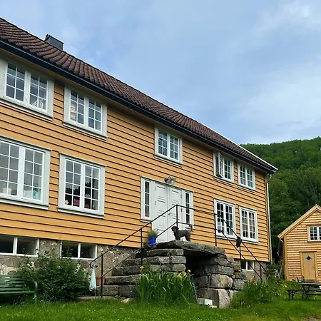 בית נופש 1824 Timber House Between Farsund And לינגדאל