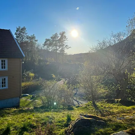 1824 Timber House Between Farsund And Holiday home *